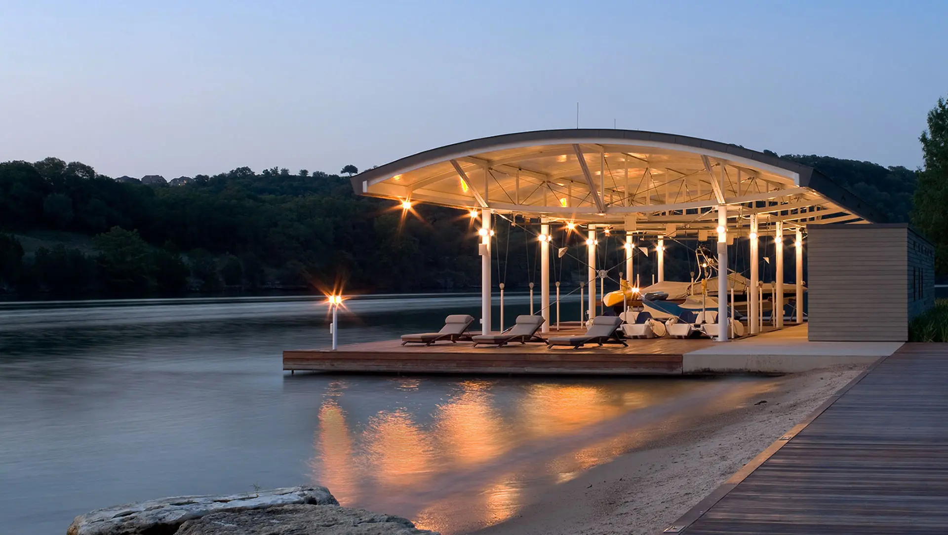 ROOTED IN A HISTORY OF EXCELLENCE.