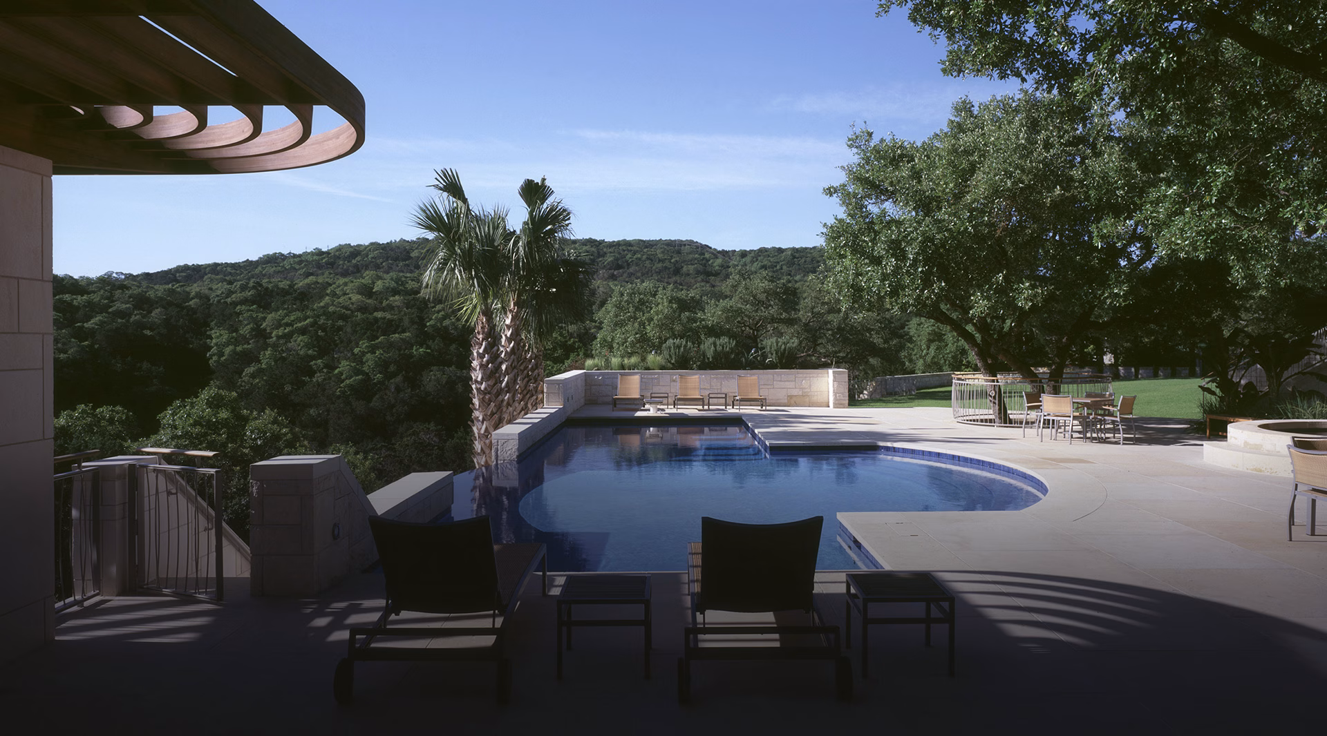 ROOTED IN A HISTORY OF EXCELLENCE.